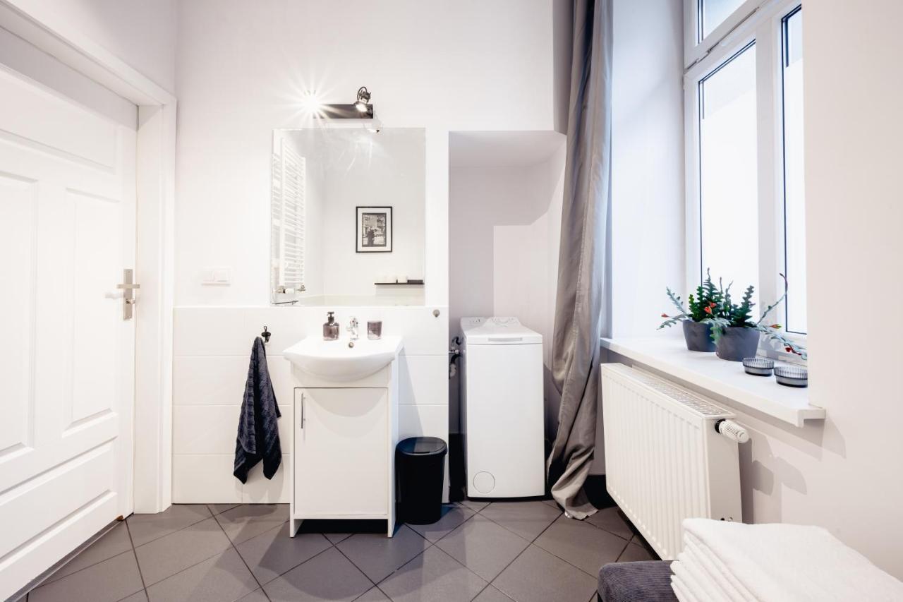 Apartamenty Pamiatkowa 11, 2 Rooms, Self Check In 24H Poznan Exterior foto